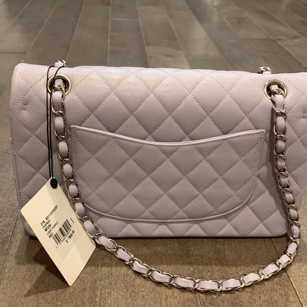 Chanel medium flap - Picture 3 of 9